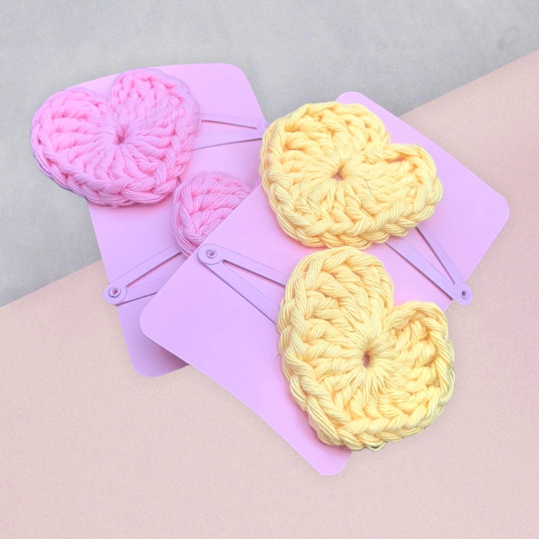 Crochet accessory hair clips