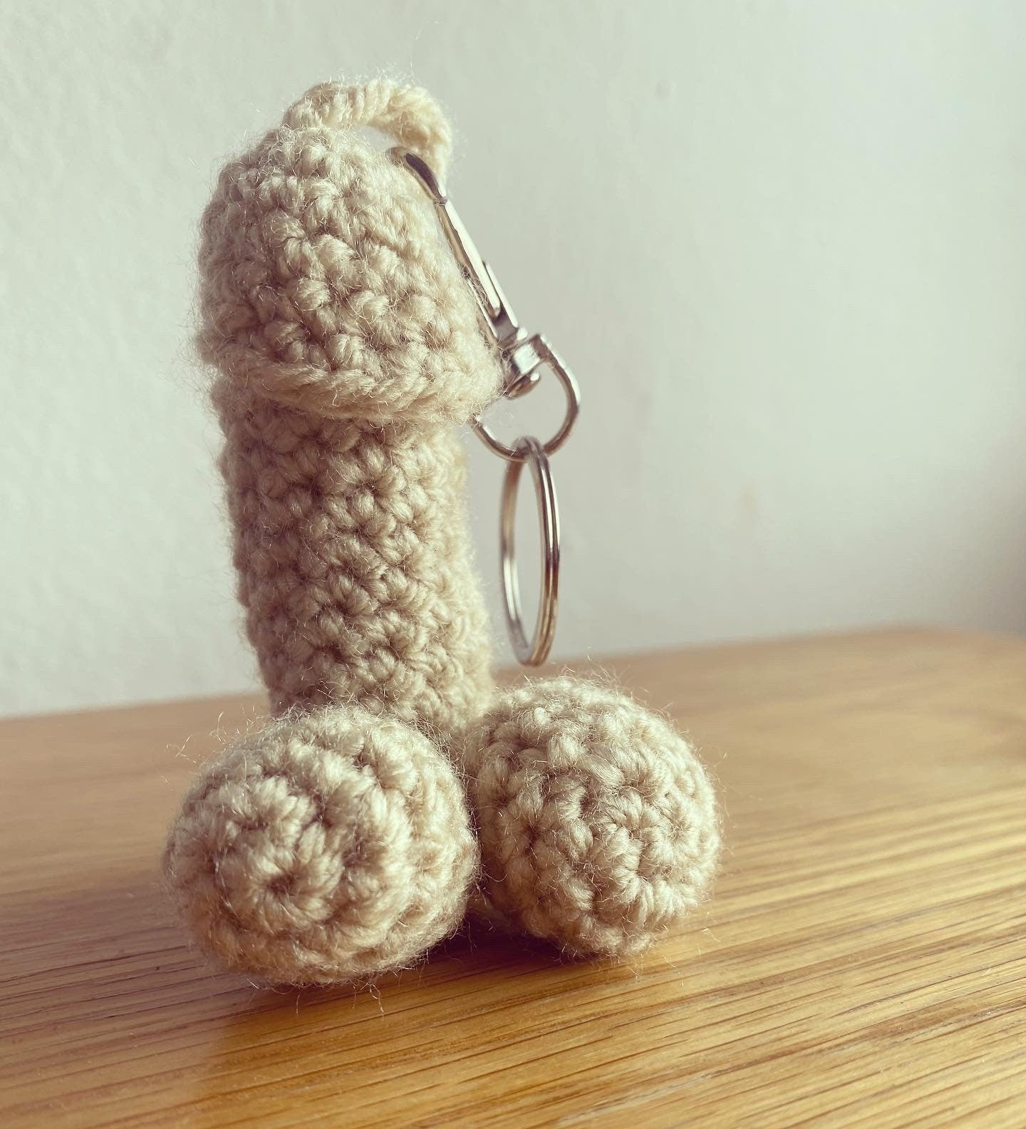 Novelty wiwi keychain | lip balm holder | hen do gift | hen do | wiwi | penis