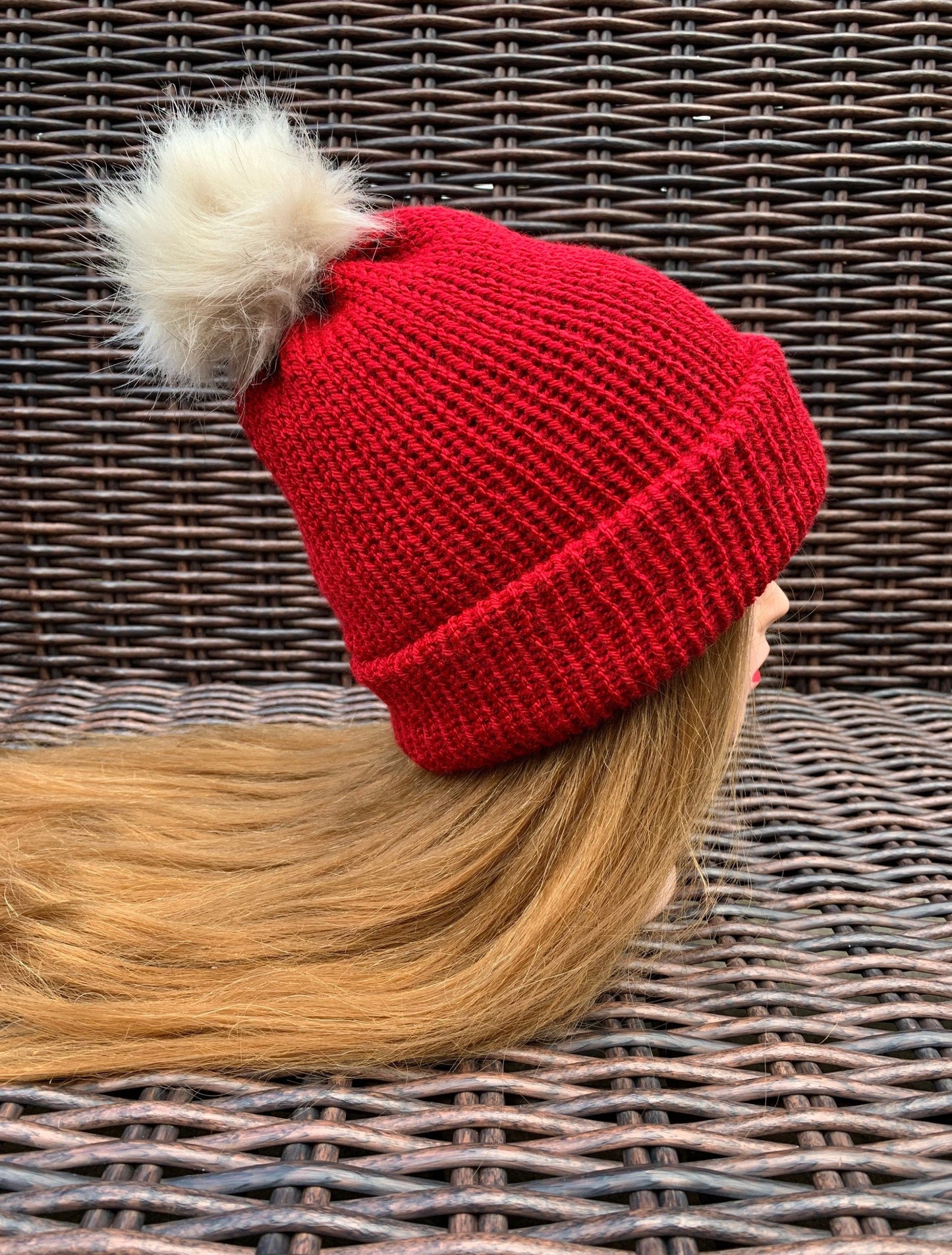 Red Knitted hat | Winter hat | Warm and chunky hat with pom pom | Unisex hat | For adults and or children|