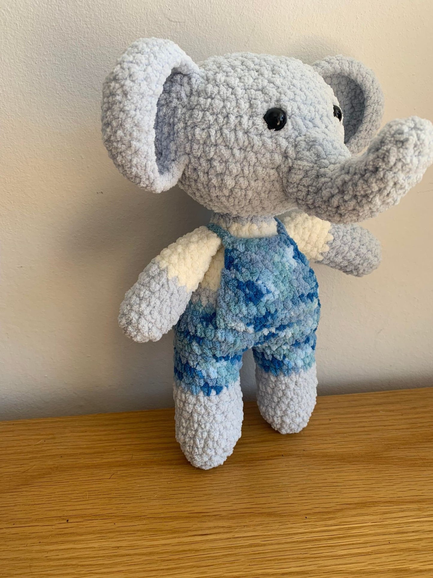 Minimal sew Crochet Amigurumi Bertie elephant | Crochet elephant | Elephant pattern | Amigurumi elephant