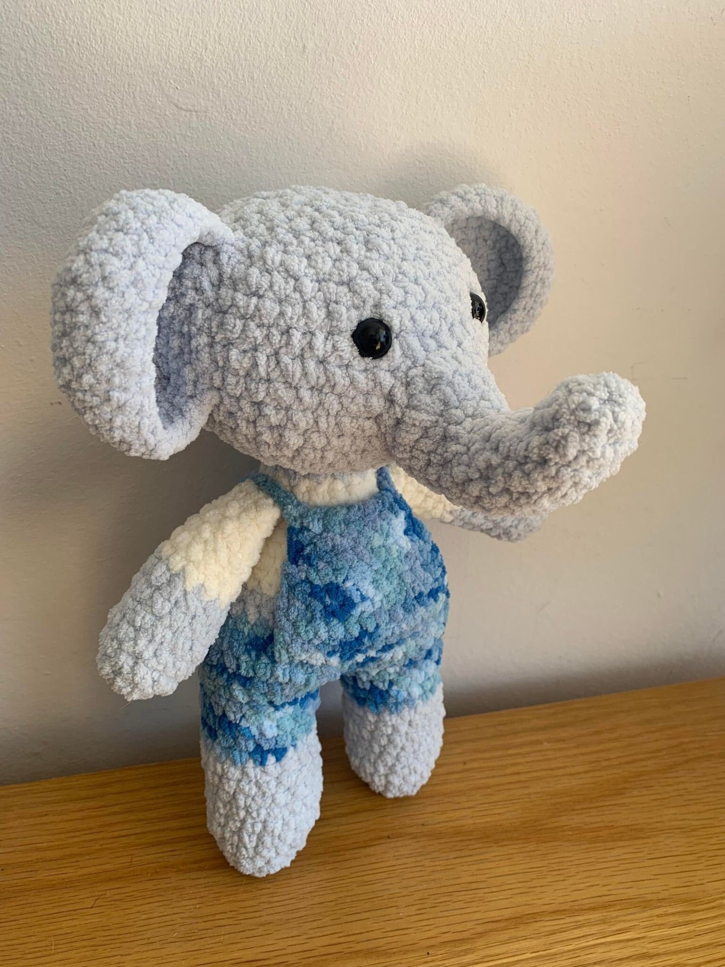 Minimal sew Crochet Amigurumi Bertie elephant | Crochet elephant | Elephant pattern | Amigurumi elephant