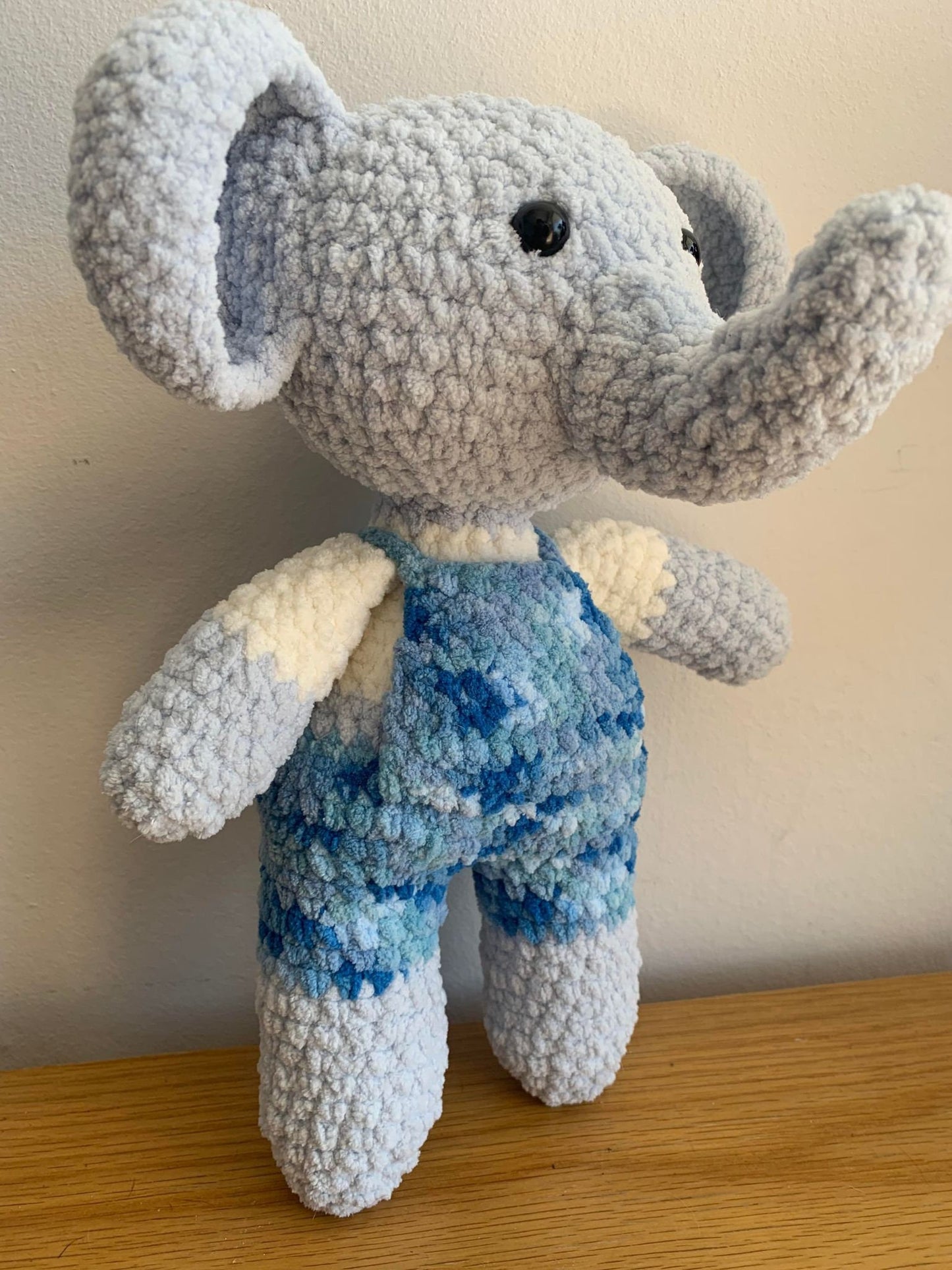 Minimal sew Crochet Amigurumi Bertie elephant | Crochet elephant | Elephant pattern | Amigurumi elephant